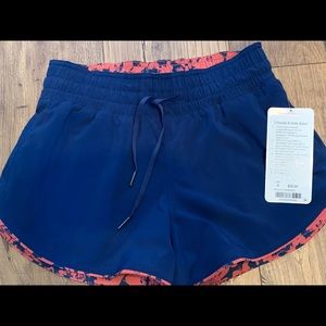 Lululemon Choose a Side NWT sz4